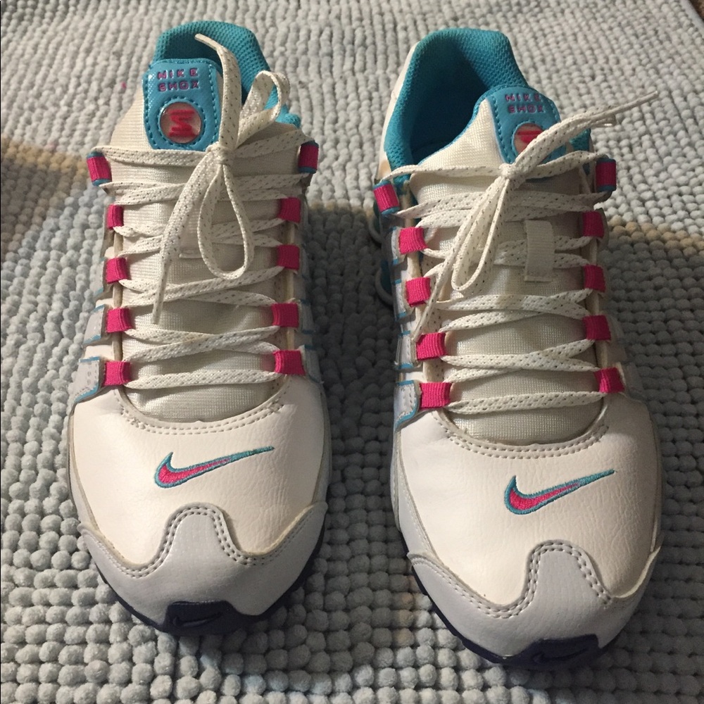 Nike shox